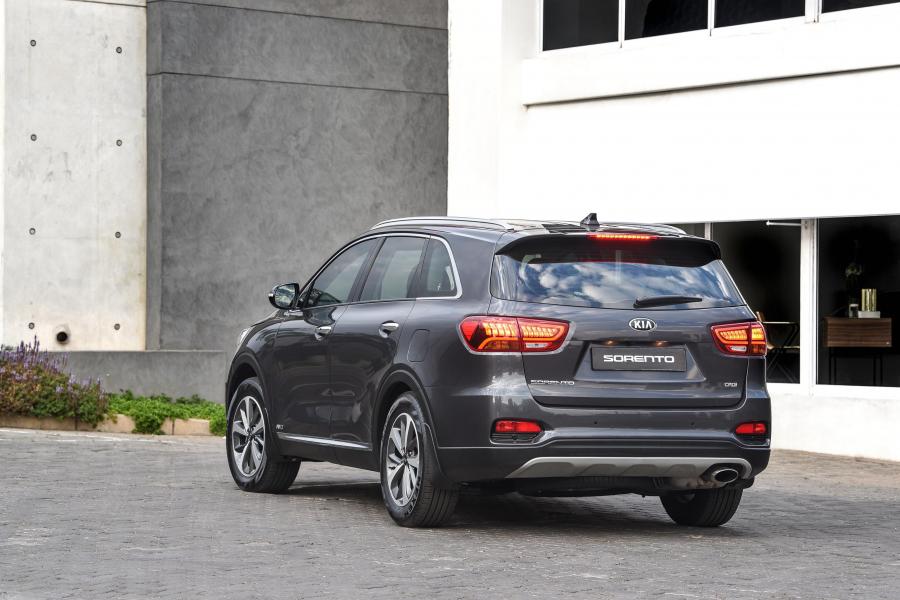  Kia Sorento (UM) 2018 года  (ZA) (фото 40 из 40)